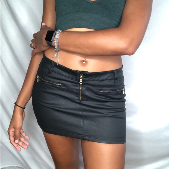 ZARA WOMAN black with gold accents mini skirt 10 - Picture 5 of 11
